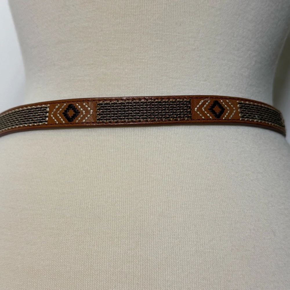 American Eagle Brown Western Leather thin Belt with Aztec design size Medium - Picture 4 of 10